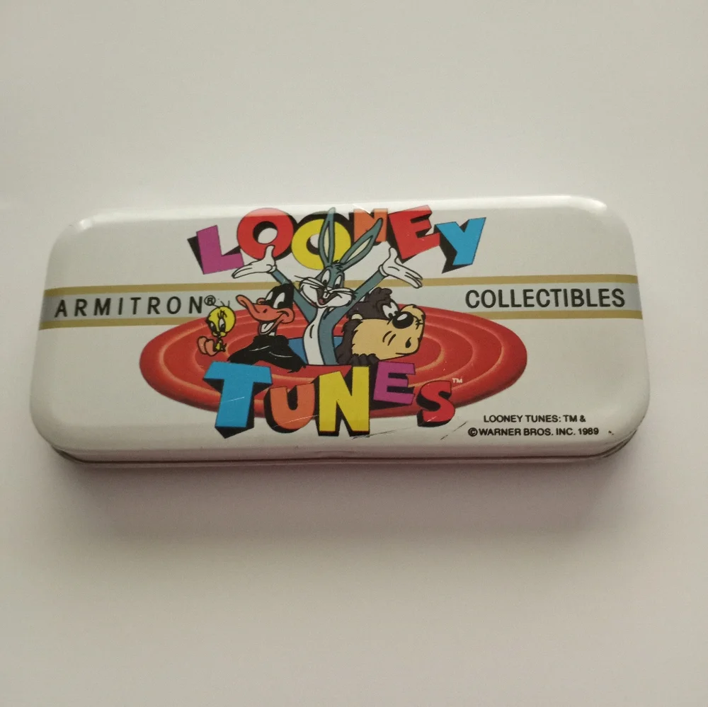 Looney Tunes Watch Armitron Collectibles Warner Bros. 1992 Bugs Bunny & Friends
